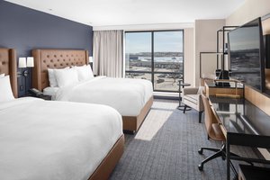 Room & Suite