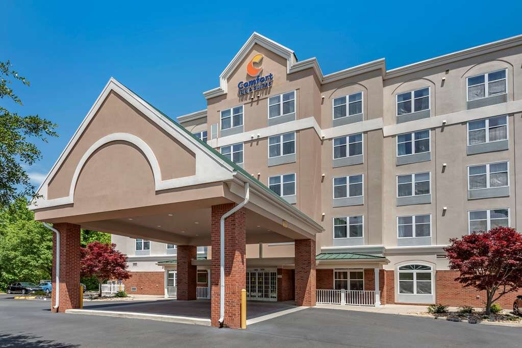 COMFORT INN SUITES VIRGINIA BEACH NORFOLK AIRPORT 137 1 4 7