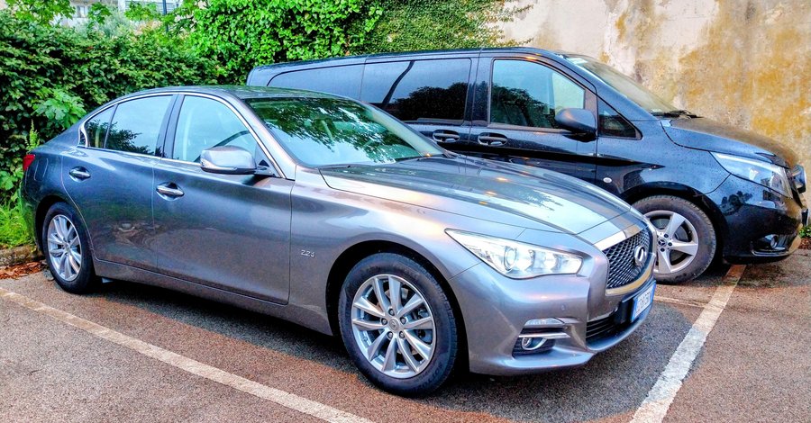Infiniti Q50 2.2d