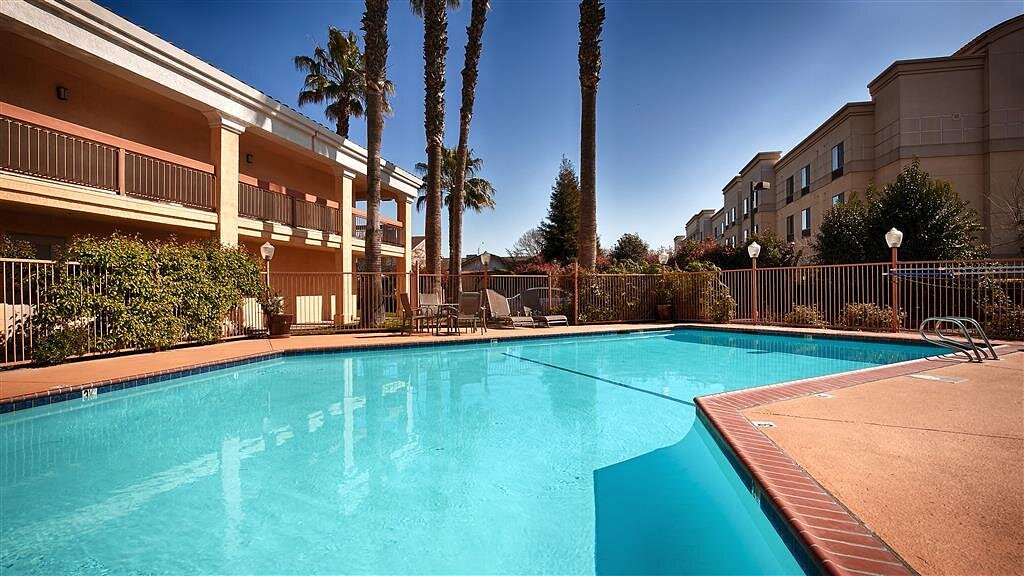 Best Western Palm Court Inn Pool Pictures Reviews Tripadvisor Best Western Palm Court Inn Pool Pictures Reviews Tripadvisor