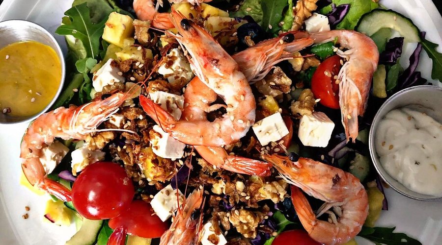 Salada de camarão 