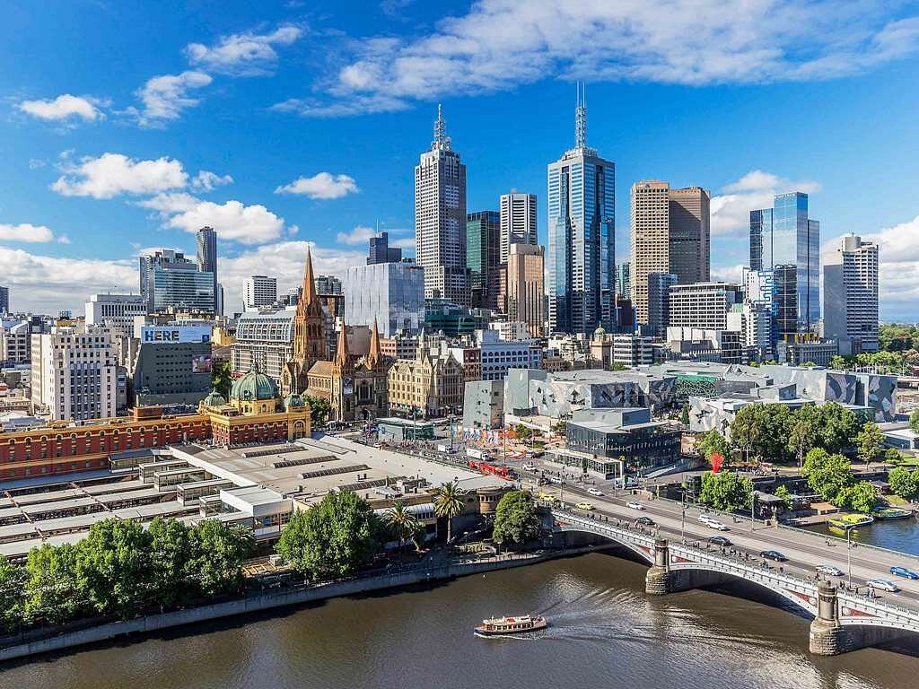Quay West Suites Melbourne, hotell i Melbourne
