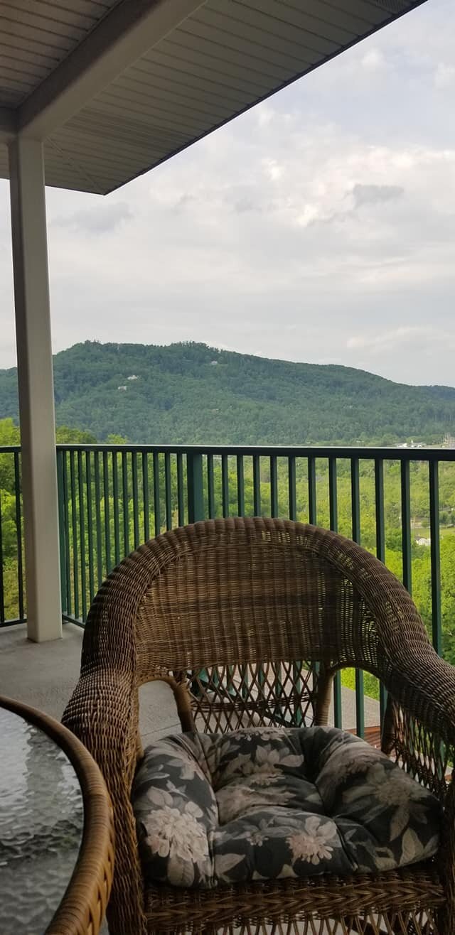 BIG BEAR LODGE (Pigeon Forge) - Campground Reviews & Photos - Tripadvisor