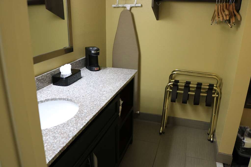 Hotel photo 63 of Best Western Plaza Inn.
