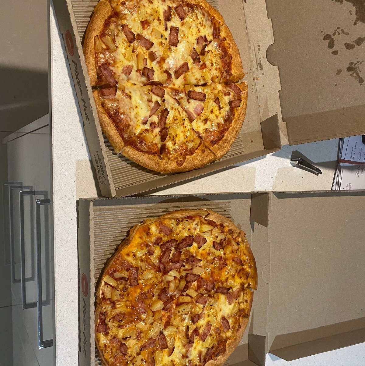 PIZZA HUT CARINA, Brisbane - Photos & Restaurant Reviews - Order Online Food  Delivery - Tripadvisor