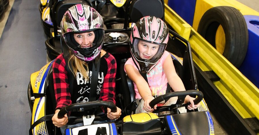 Mom & Daughter Race