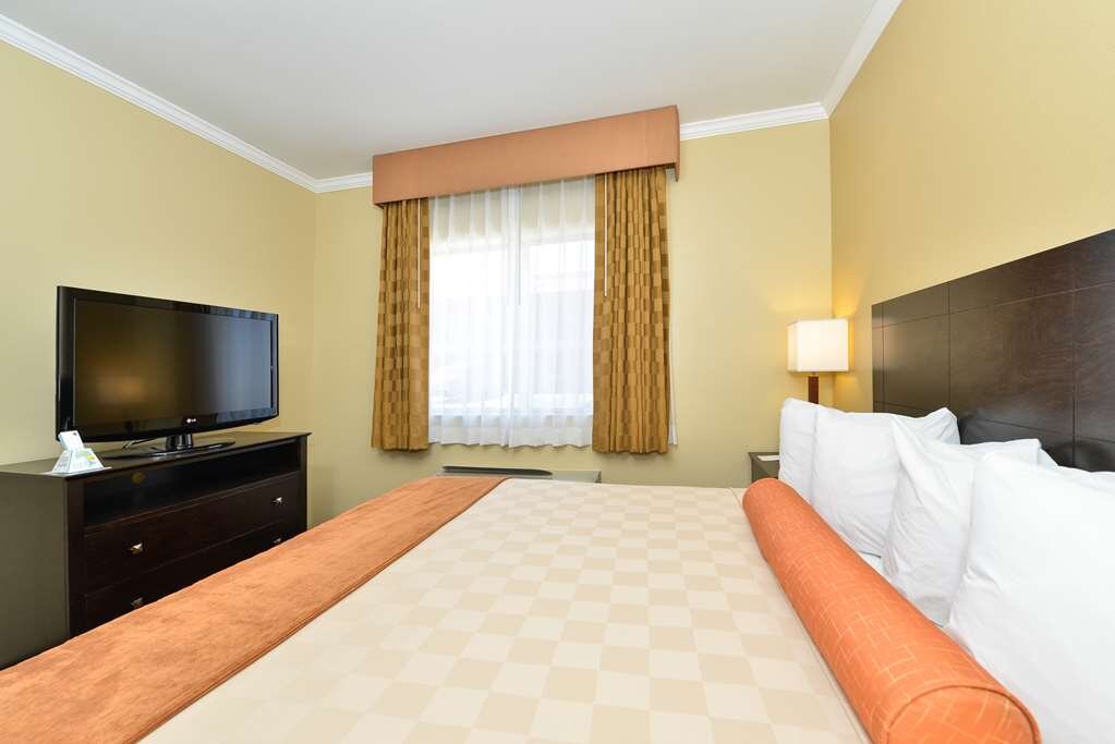 Hotel photo 43 of Best Western Gold Poppy Inn.