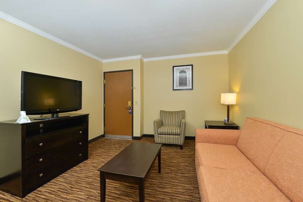 Hotel photo 30 of Best Western Gold Poppy Inn.