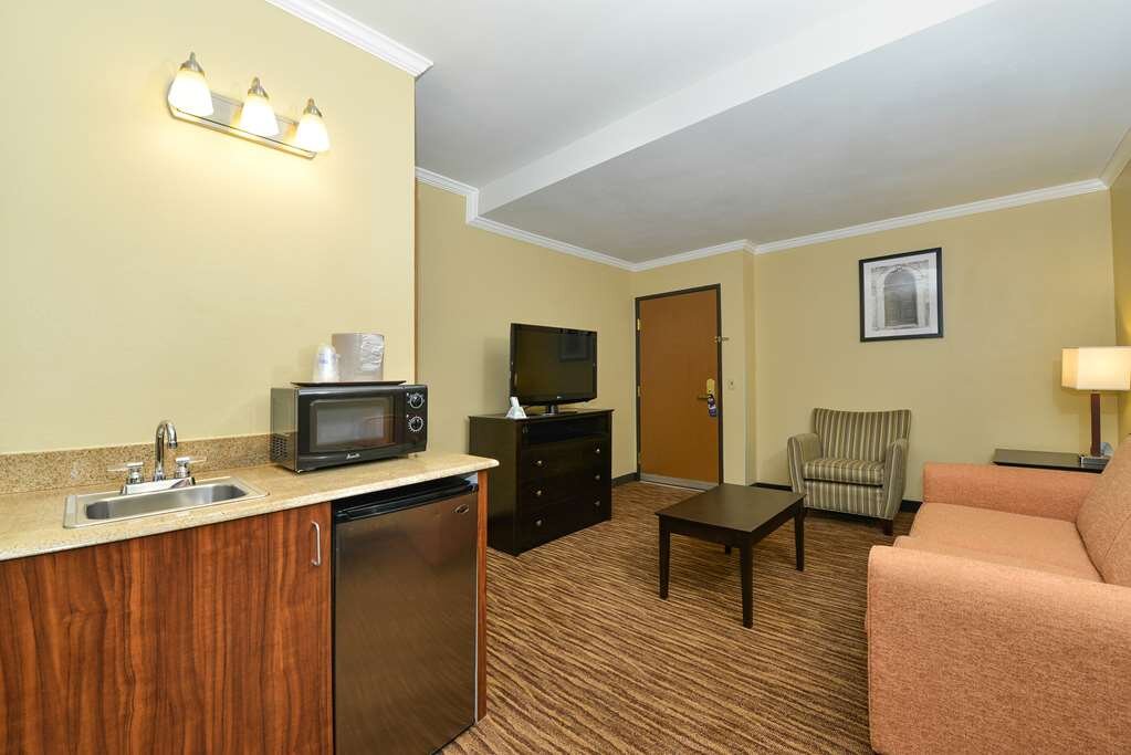 Hotel photo 5 of Best Western Gold Poppy Inn.