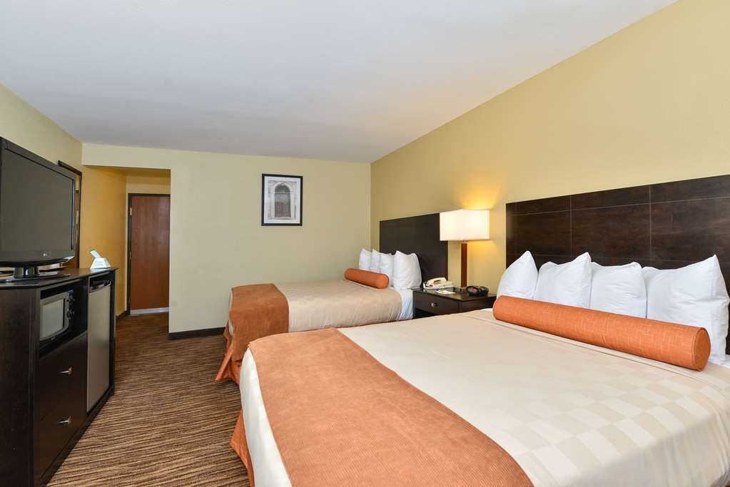 Hotel photo 34 of Best Western Gold Poppy Inn.