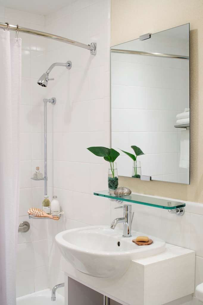 Hotel photo 36 of Gardens Suites Hotel by Affinia.