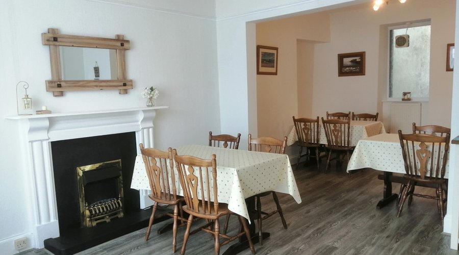 Breakfast room
