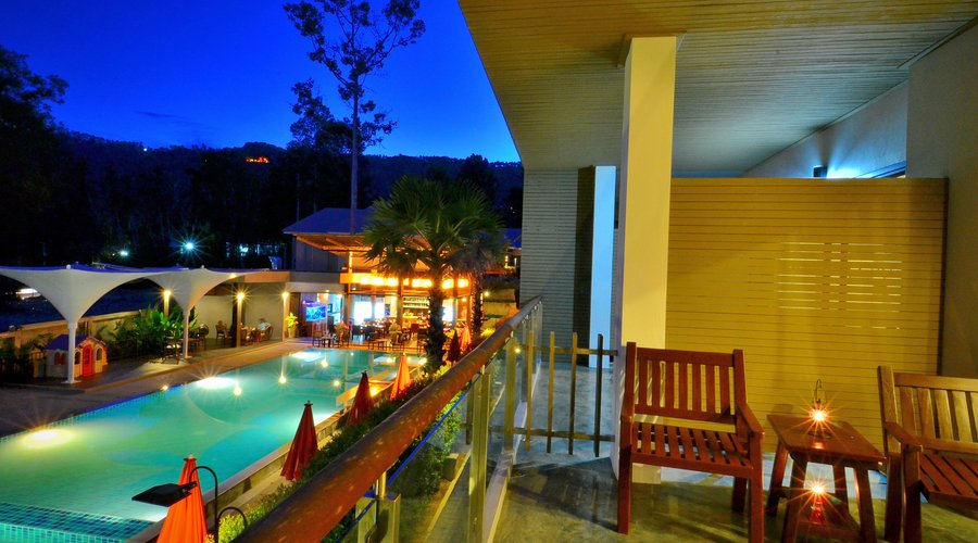 Deluxe Pool view Balcony