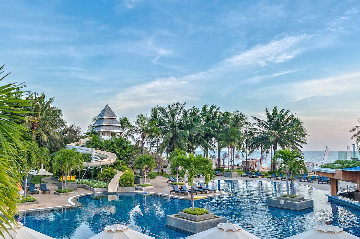 Novotel Hua Hin Cha Am Beach Resort and Spa, hotell i Cha-am