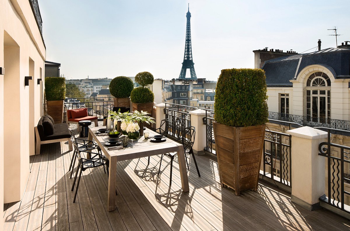 5-Star Family-Friendly Hotel in Paris
