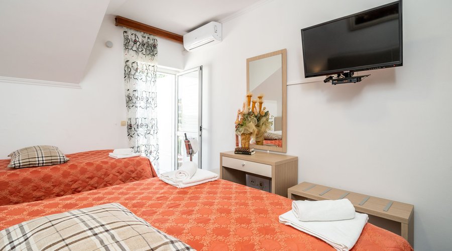 Triple Room with Balcony