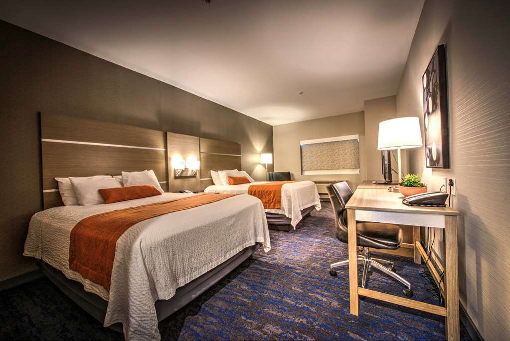 Hotel photo 30 of Best Western Plus Media Center Inn & Suites.