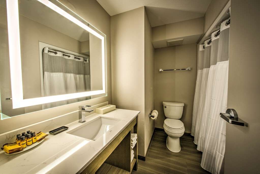 Hotel photo 42 of Best Western Plus Media Center Inn & Suites.