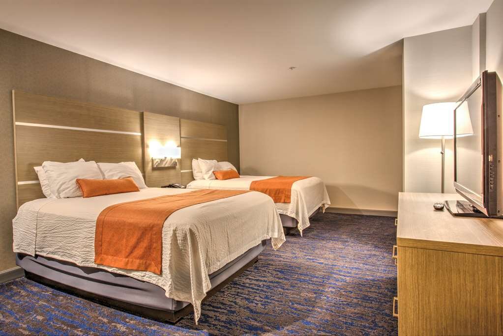 Hotel photo 6 of Best Western Plus Media Center Inn & Suites.
