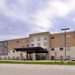 THE 10 BEST Hotels in Ottumwa, IA for 2023 (from $88) - Tripadvisor