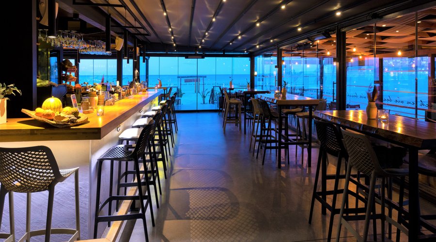 BAR&RESTAURANT