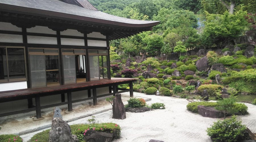 日本画と日本庭園のお寺 Beautiful Japanese garden & paintings in this temple