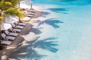 Pool und Strand