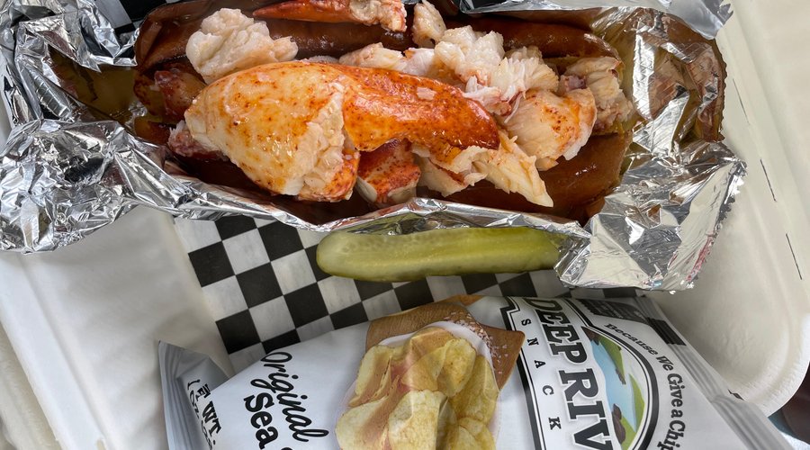 Archie’s Hot Buttered Lobster Roll