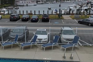 Pool & Beach
