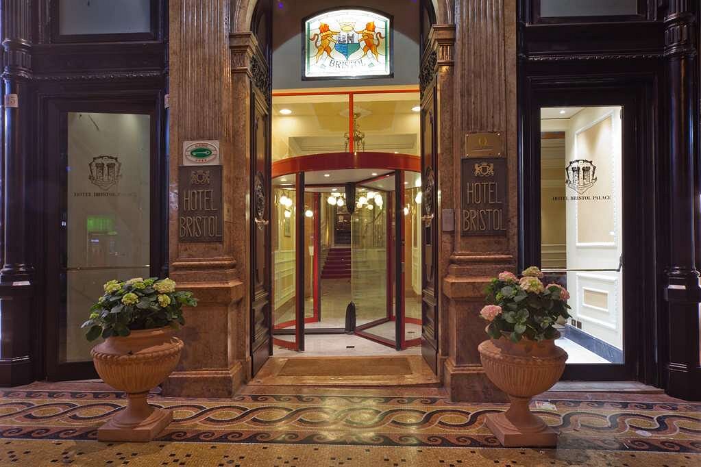 Hotel Bristol Palace, hotell i Genova