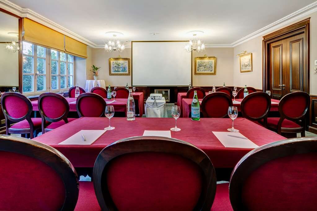 Hotel photo 32 of Hotel Bristol Geneve - Boutique & Design Hotel.