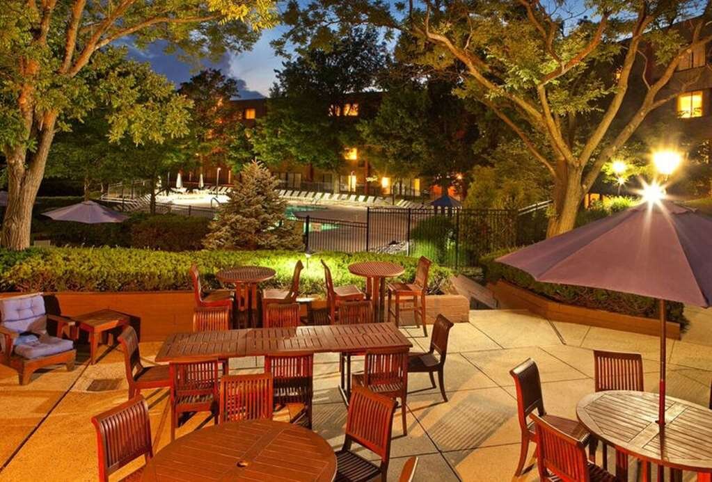Hotel photo 7 of Hilton Woodcliff Lake.