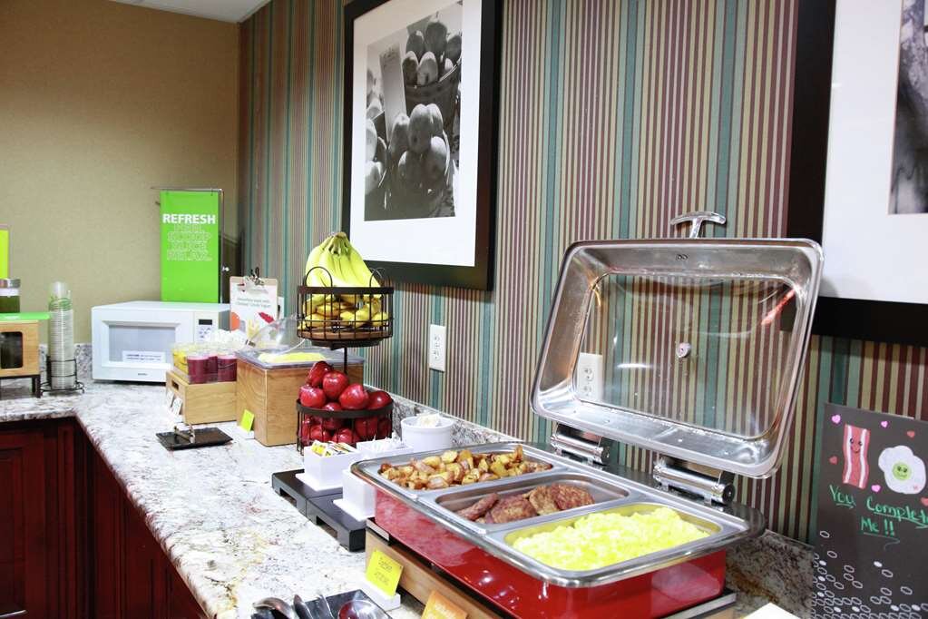 Hotel photo 7 of Hampton Inn Hot Springs.