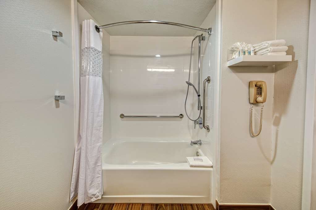Hotel photo 25 of Hampton Inn Hot Springs.