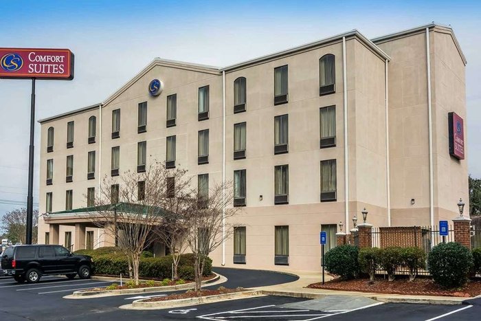 COMFORT SUITES $79 ($̶1̶0̶0̶) - Updated 2022 Prices & Hotel Reviews ...