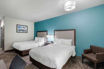 Hotel photo 21 of Clarion Inn & Suites DFW North.