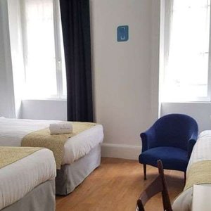 Guest room