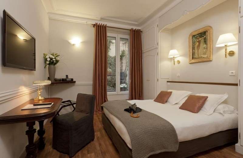Hotel photo 45 of Hotel de la Porte Doree.