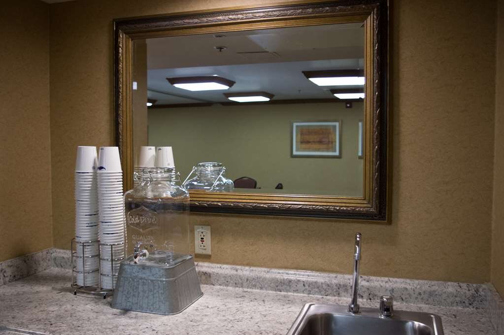 Hotel photo 6 of Hampton Inn and Suites-Chesterfield.