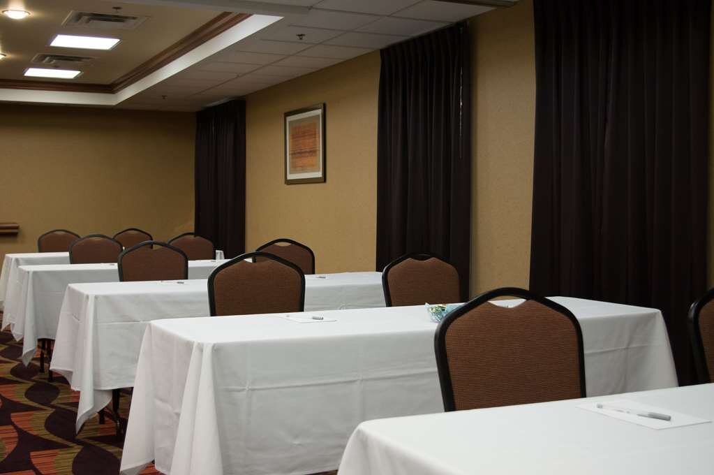 Hotel photo 37 of Hampton Inn and Suites-Chesterfield.