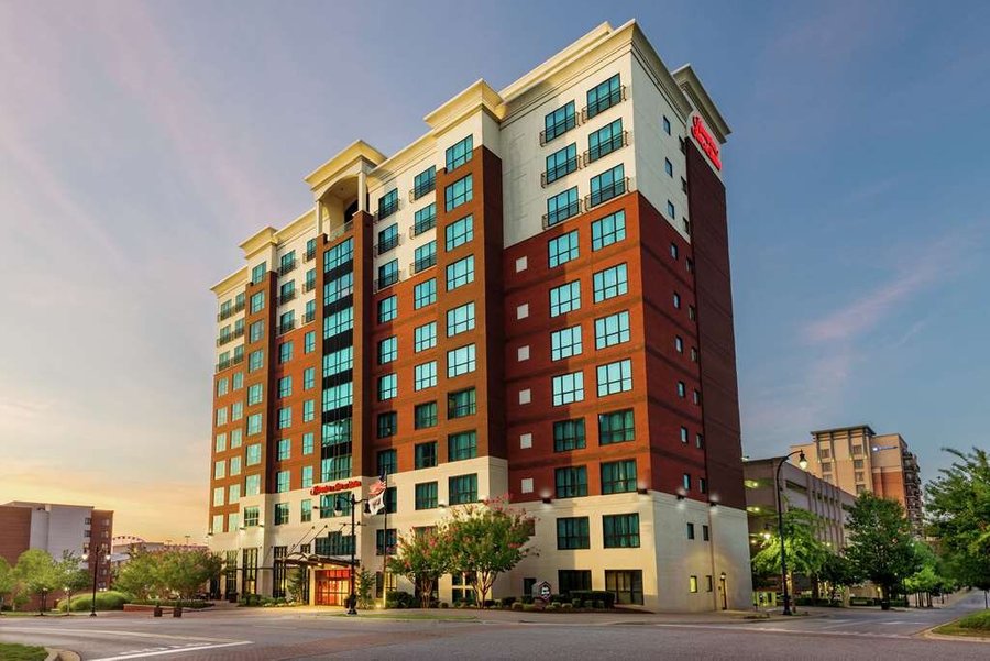 HAMPTON INN & SUITES NATIONAL HARBOR / ALEXANDRIA AREA $162 ($̶2̶0̶9̶ ...