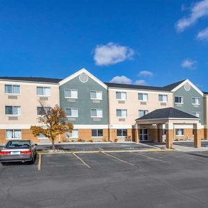 THE 10 BEST Hotels in Mason City, IA for 2023 (from $52) - Tripadvisor