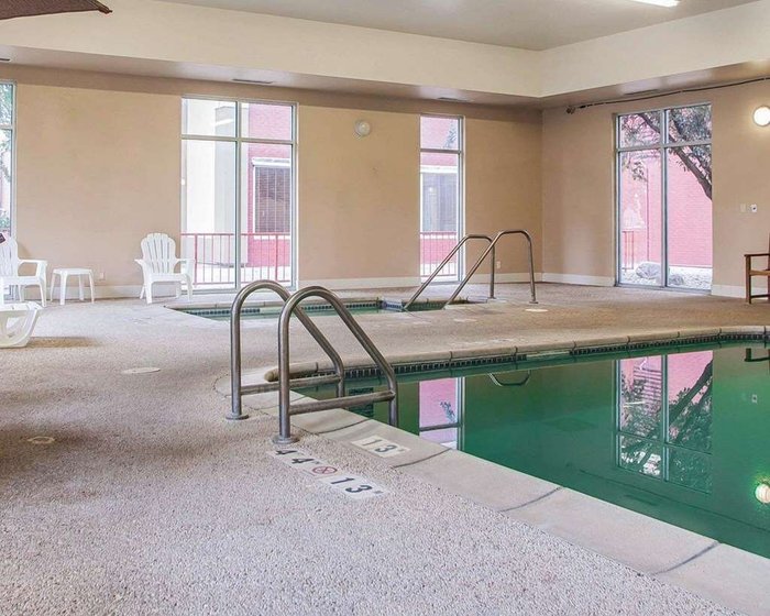 Quality Inn Fort Dodge Pool Pictures & Reviews - Tripadvisor