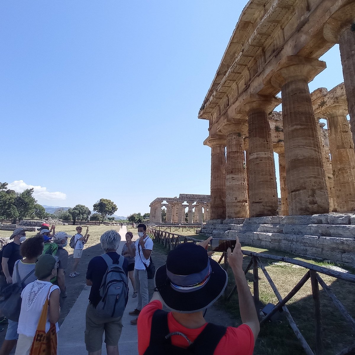 tour guides pompeii