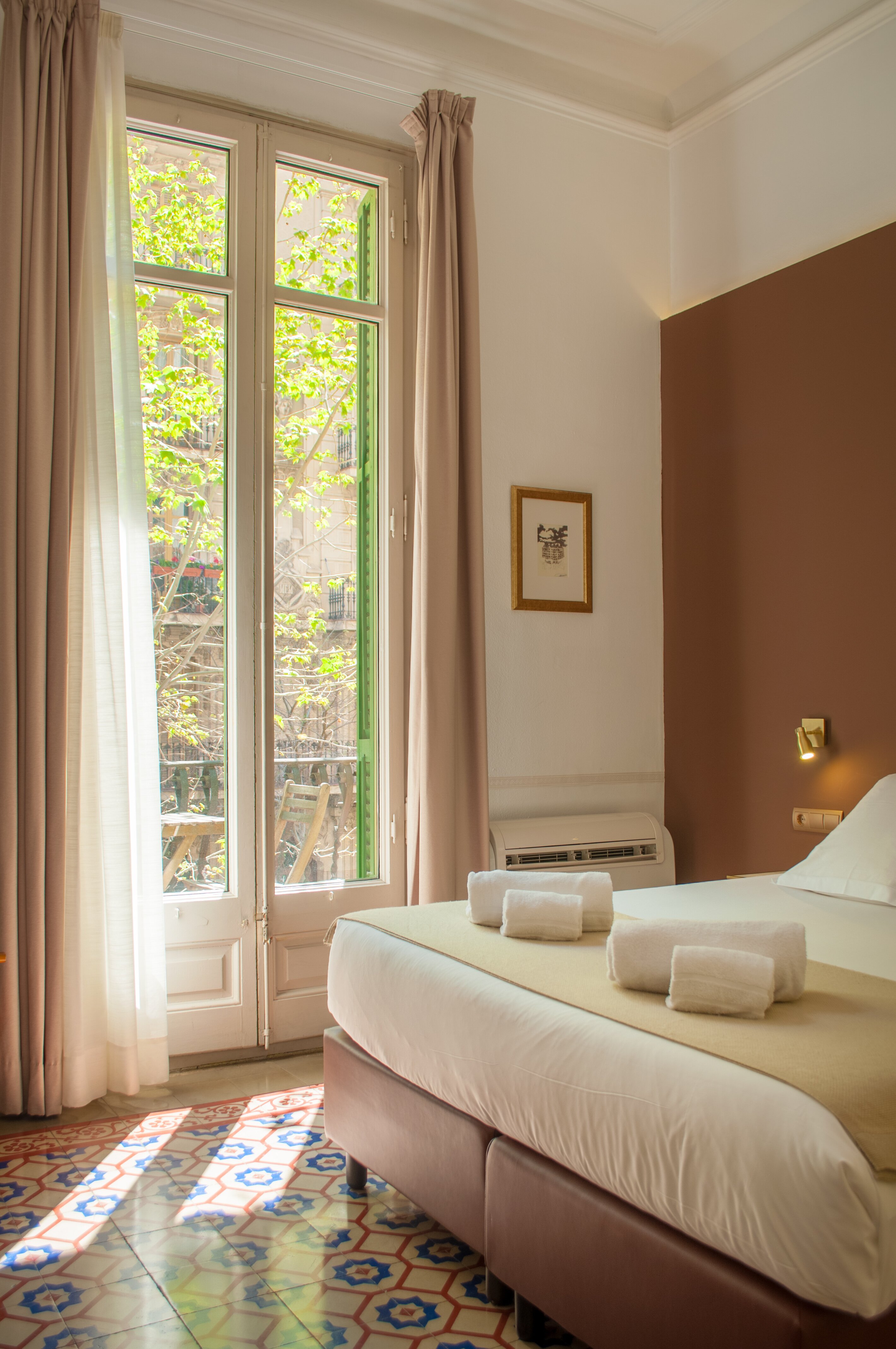 MIHLTON BARCELONA 134 1 6 4 Updated 2024 Prices Hotel