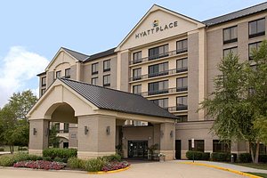 Hyatt Place Sterling / Dulles Airport - North in Sterling, image may contain: Hotel, Inn, Office Building, Neighborhood