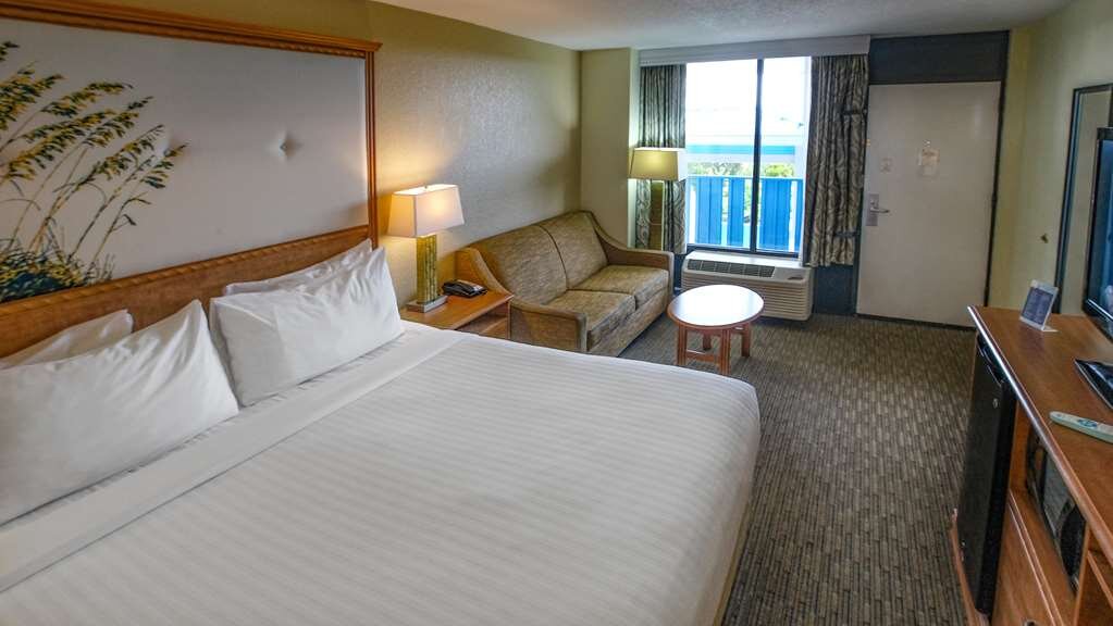 Hotel photo 36 of Best Western Plus Siesta Key Gateway.