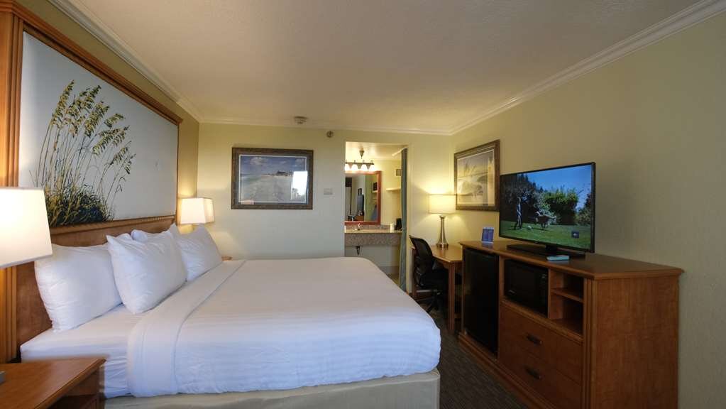 Hotel photo 15 of Best Western Plus Siesta Key Gateway.