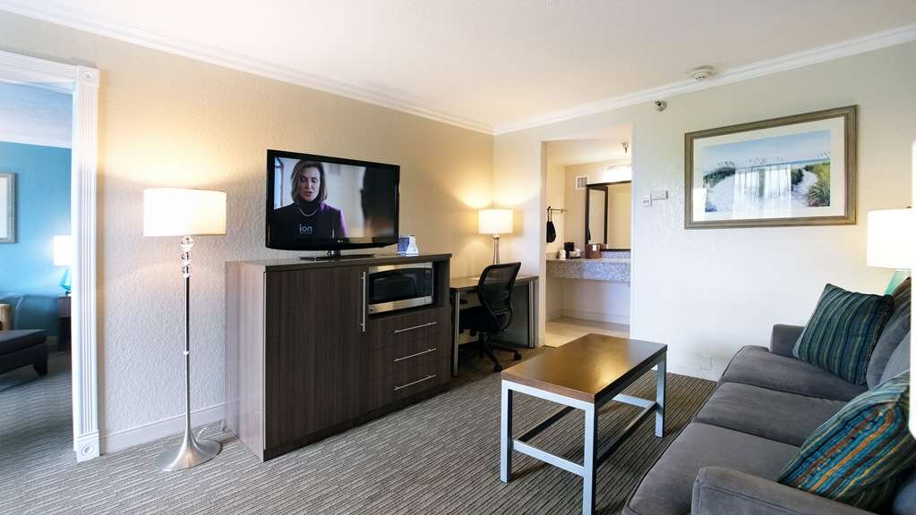 Hotel photo 71 of Best Western Plus Siesta Key Gateway.