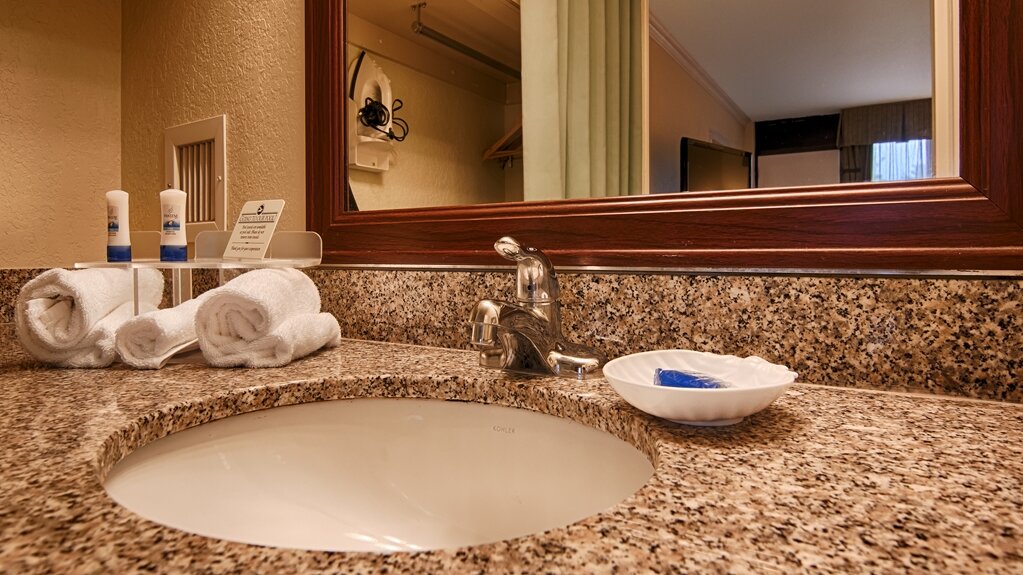 Hotel photo 45 of Best Western Plus Siesta Key Gateway.